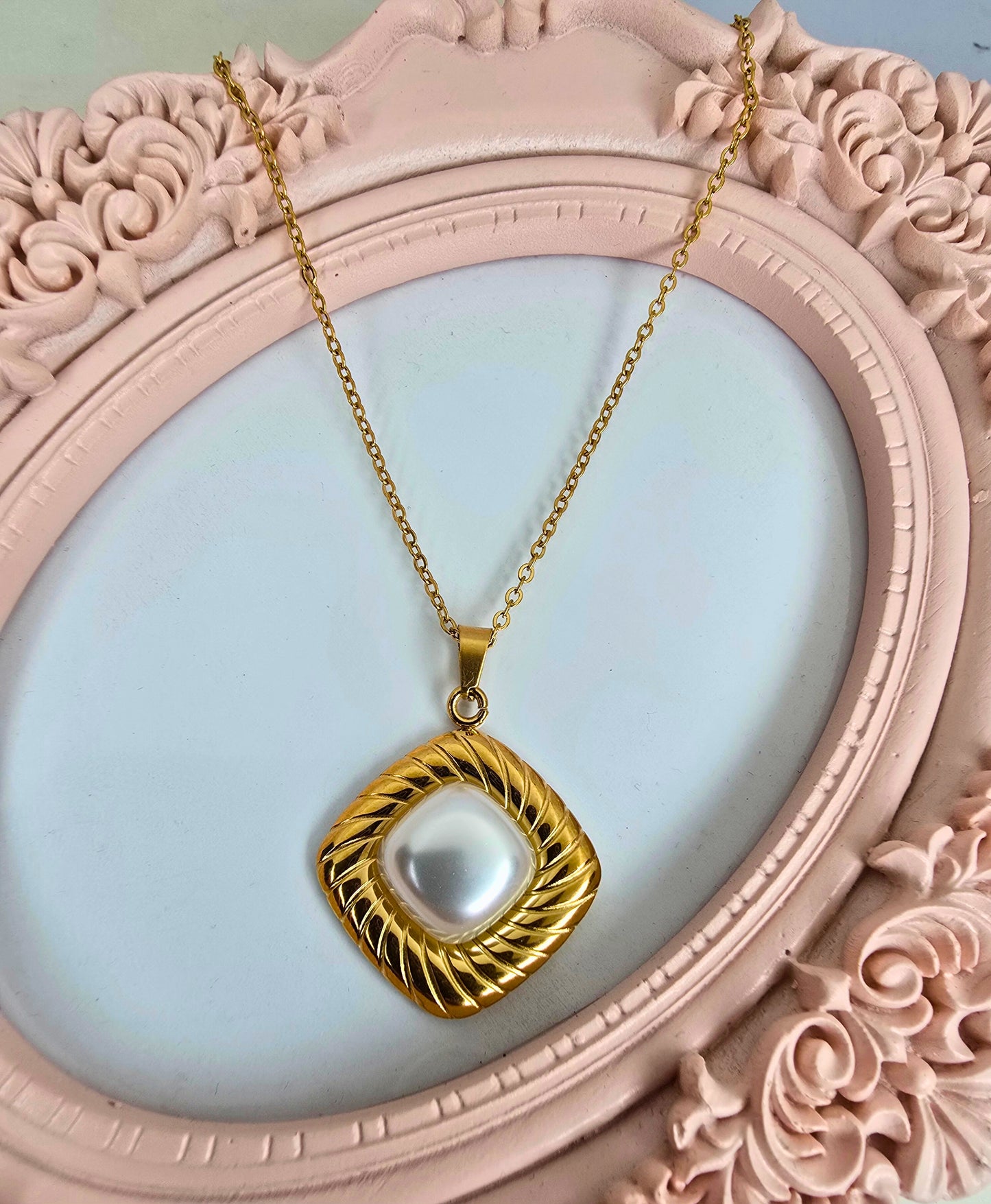 Grace necklace