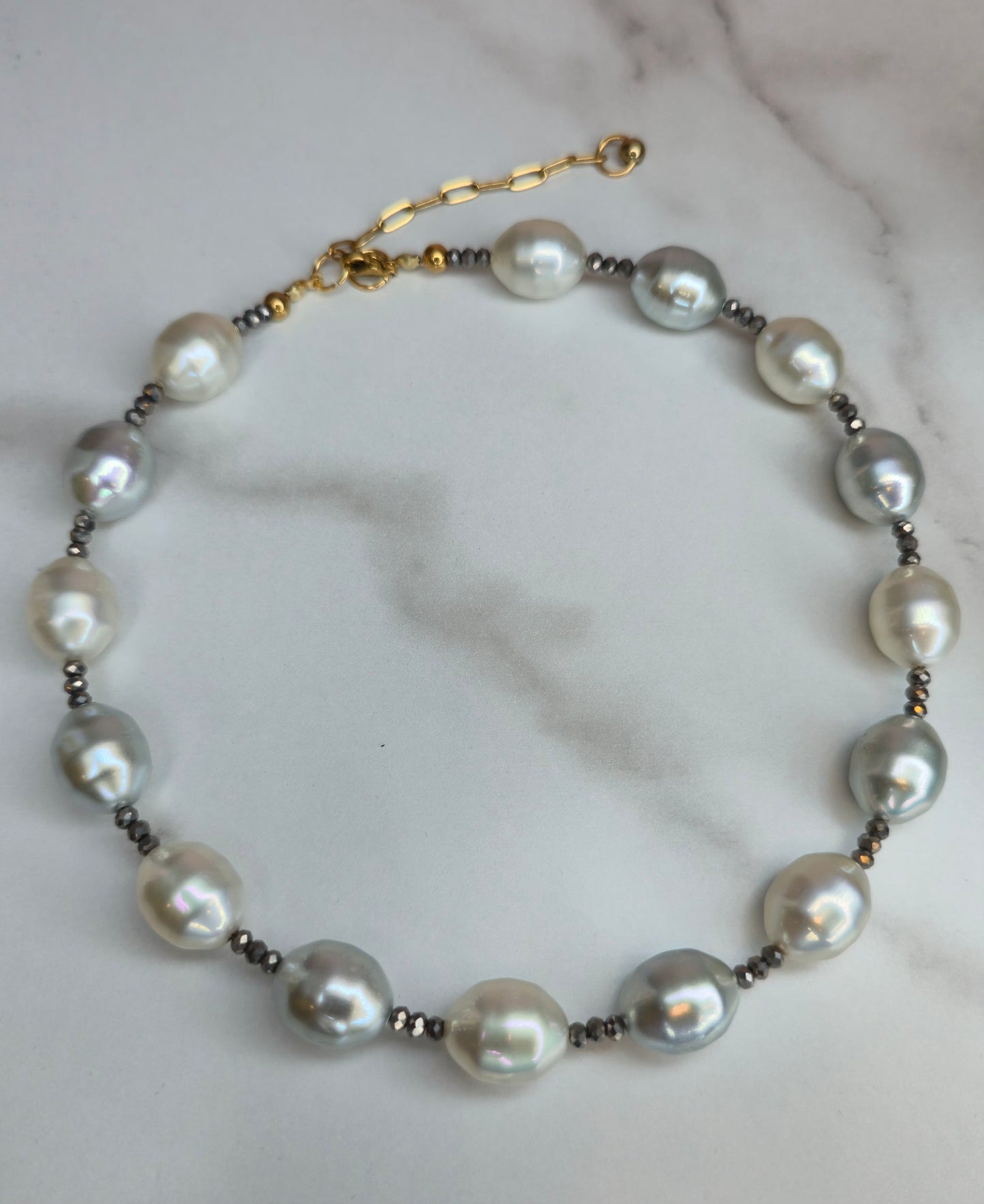 Baroque pearl Necklace for women