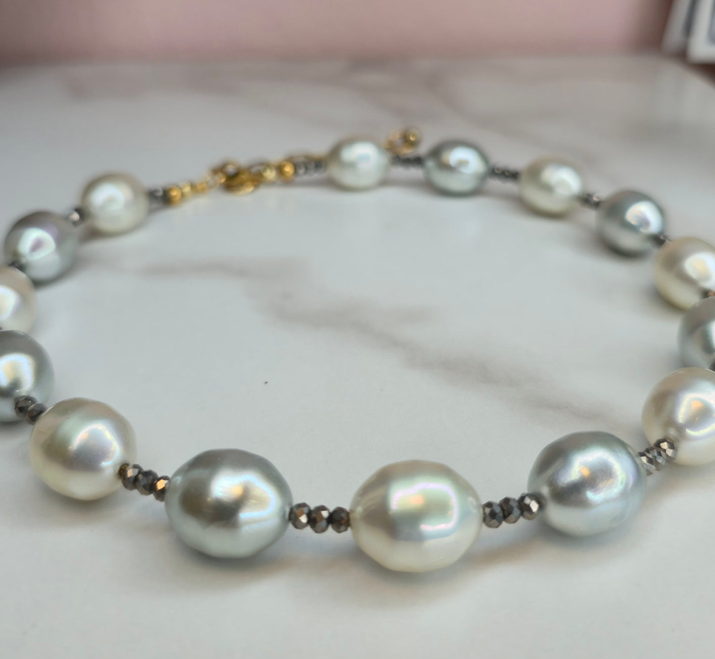 Baroque pearl Necklace for women