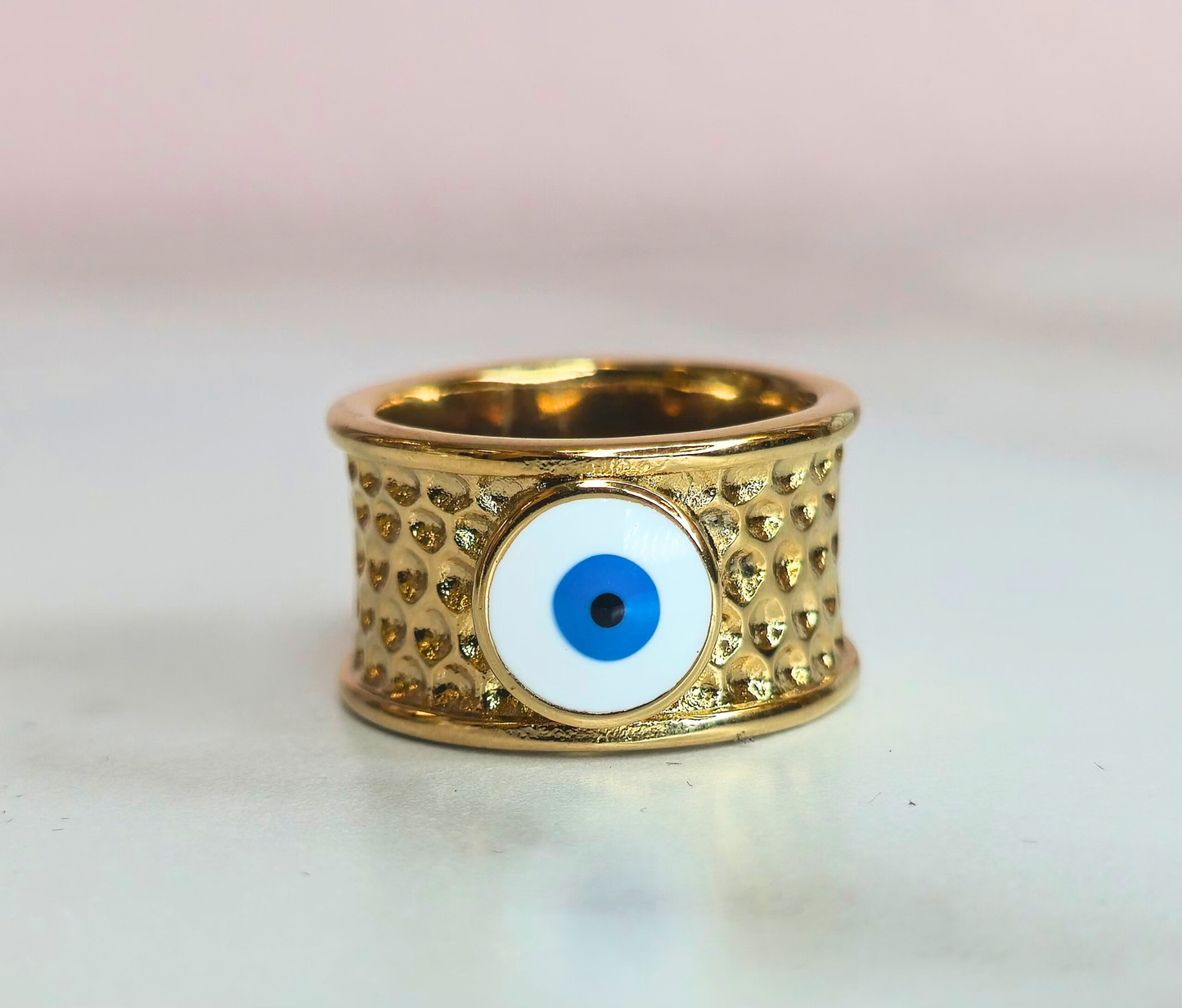 Eyecon ring